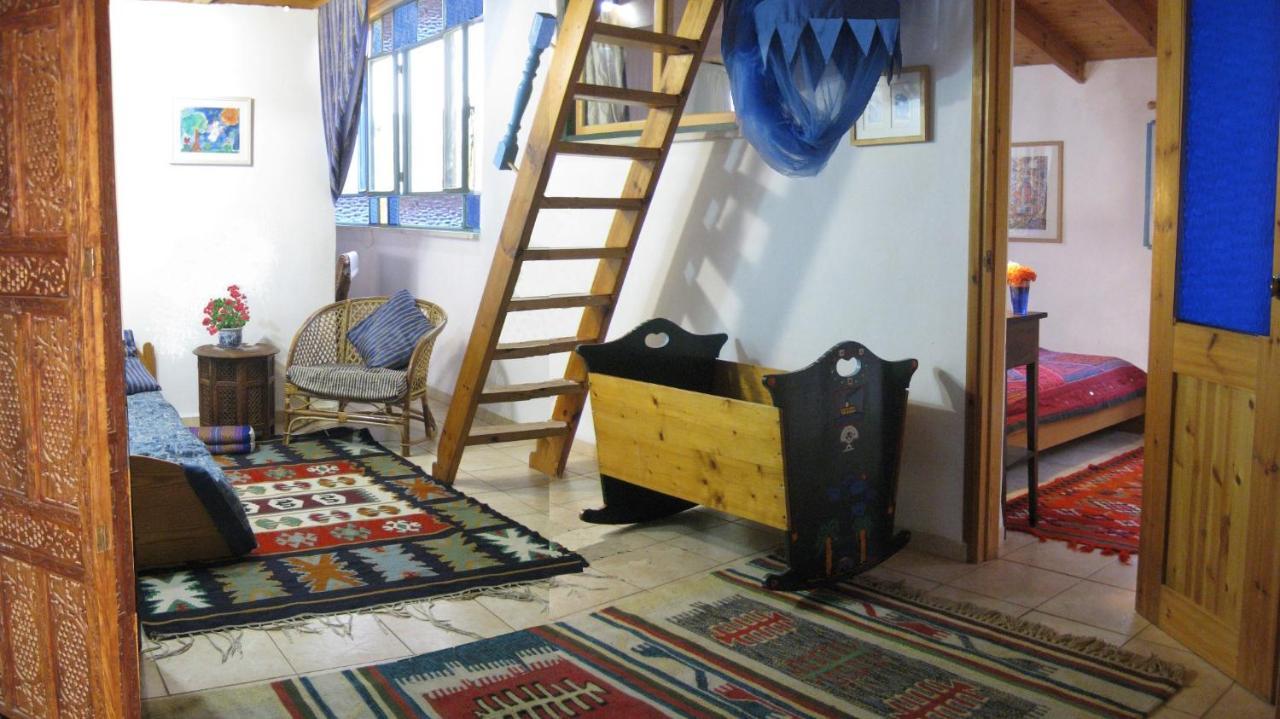 Villa Adama Clil Bagian luar foto
